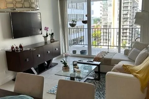 2030 S Ocean Dr # 802, Hallandale Beach FL 33009