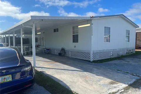 11324 NW 3 st, Other City - In The State Of Florida FL 33172