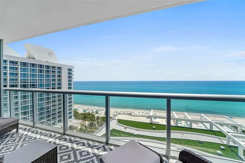 6799 Collins Ave # 1103, Miami Beach FL 33141