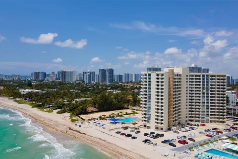 3180 S Ocean Dr # 322, Hallandale Beach FL 33009