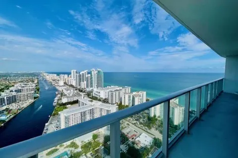 4010 S Ocean Dr # 3802, Hollywood FL 33019