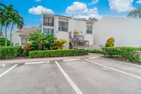 2405 Bridgewood Dr # 2405, Boca Raton FL 33434