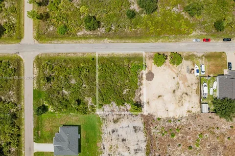 1 E 9th, Lehigh Acres FL 33972