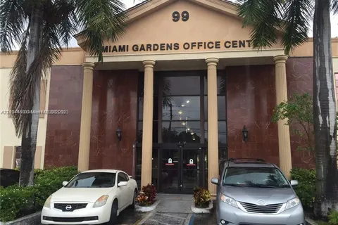 99 NW 183rd St # 138, Miami FL 33169