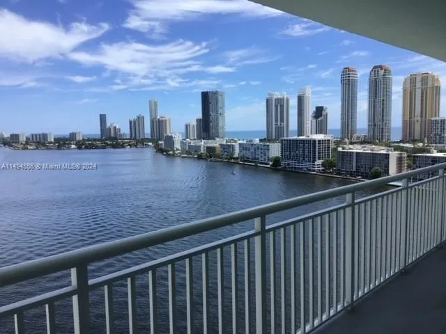 301 174th St # 2016, Sunny Isles Beach FL 33160