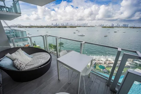 1100 West Ave # 722, Miami Beach FL 33139