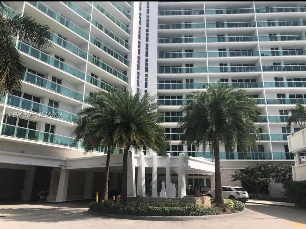 100 Bayview Dr # 229, Sunny Isles Beach FL 33160