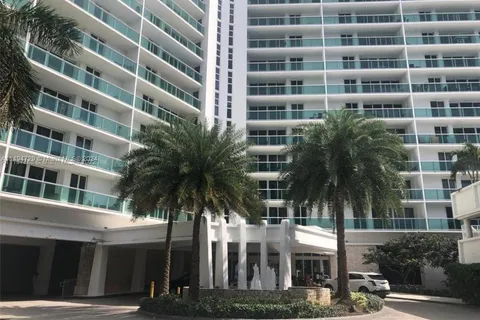 100 Bayview Dr # 229, Sunny Isles Beach FL 33160