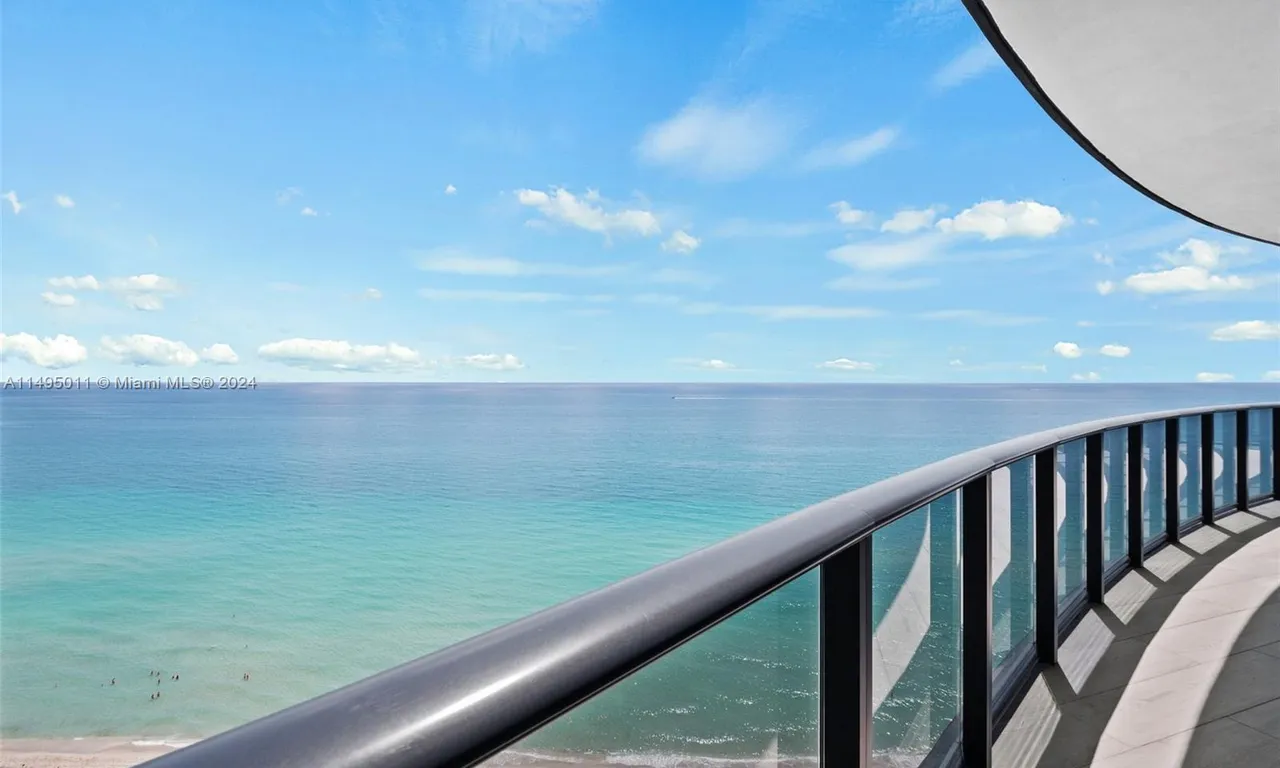 18555 Collins Ave # 2105, Sunny Isles Beach FL 33160