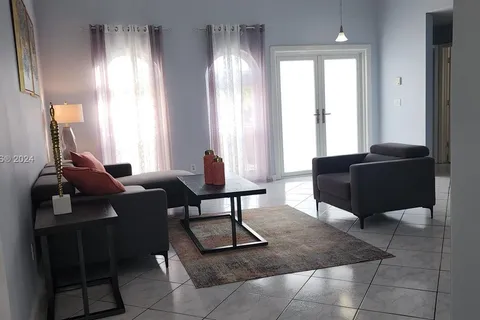 8561 NW 52nd Ct # 8561, Lauderhill FL 33351