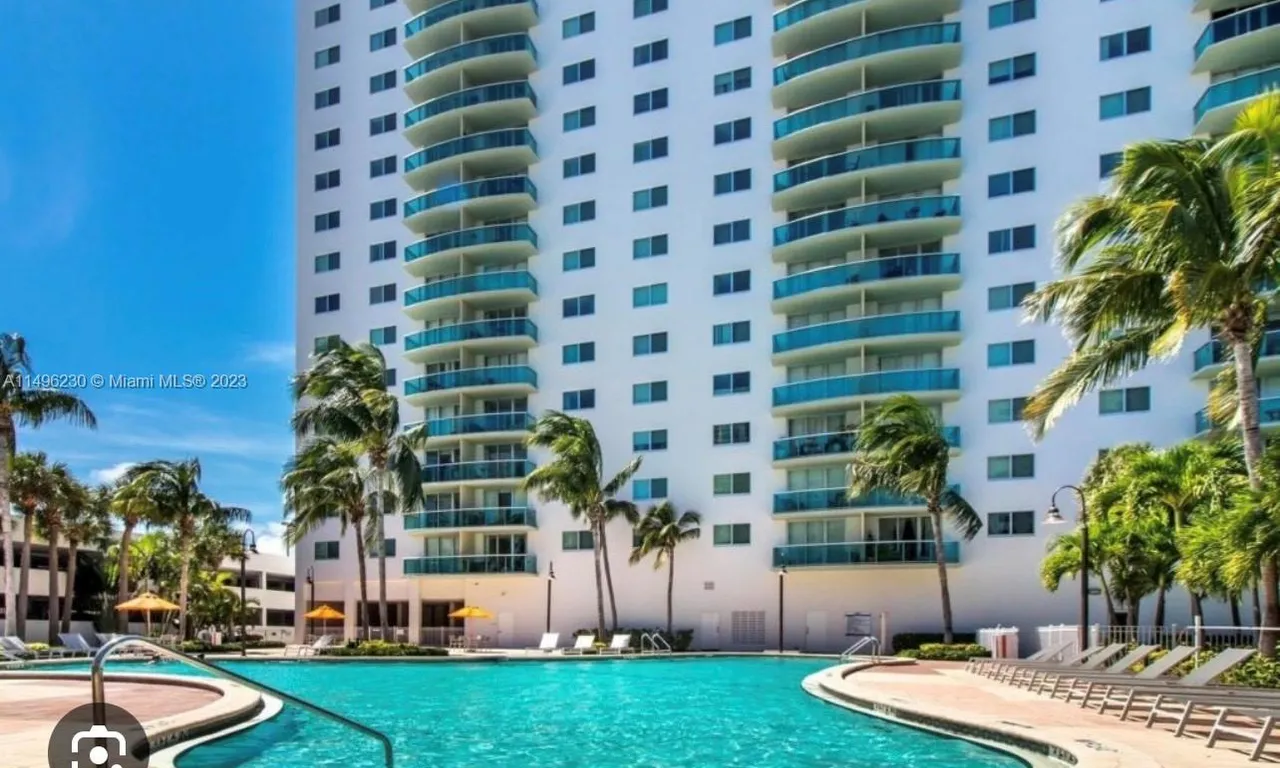 19380 Collins Ave # 1423, Sunny Isles Beach FL 33160