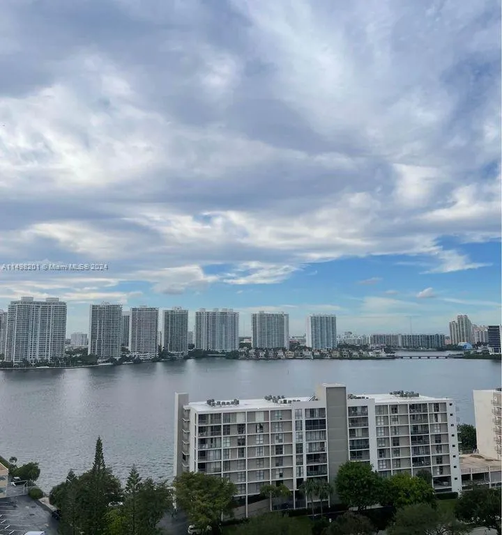 231 174th St # 1703, Sunny Isles Beach FL 33160