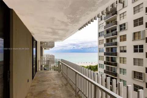 6061 Collins Ave # 7D, Miami Beach FL 33140