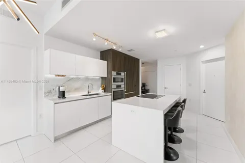 851 NE 1st Ave # 2308, Miami FL 33132