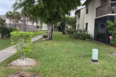 455 NW 210th St # 205, Miami Gardens FL 33169