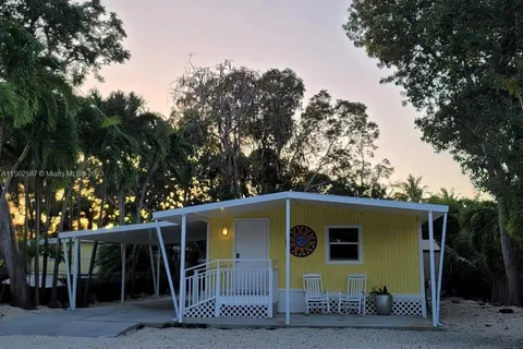 235 Cuba Rd, Tavernier FL 33070