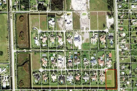 16700 Berkshire Ct, Southwest Ranches FL 33331