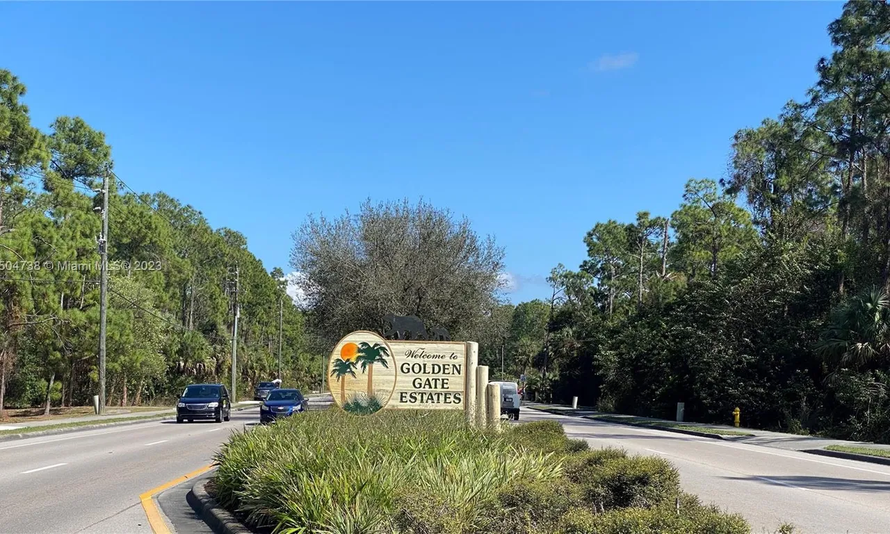 Golden Gate Est., Unit 70 NE 18, Naples FL 34120