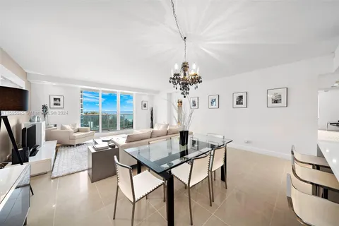 2301 Collins Ave # 610, Miami Beach FL 33139