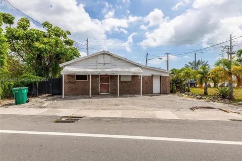 400 1st St, Dania Beach FL 33004