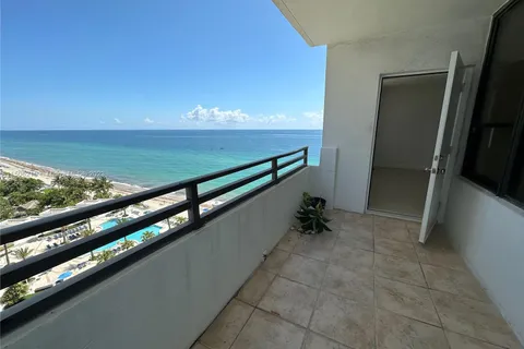 3505 S Ocean Dr # 1411, Hollywood FL 33019