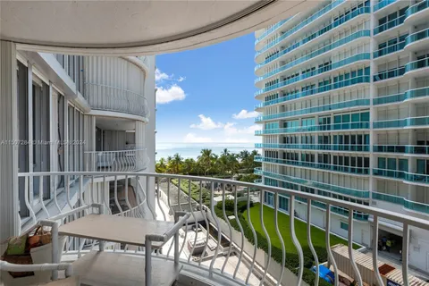 10155 Collins Ave # 605, Bal Harbour FL 33154