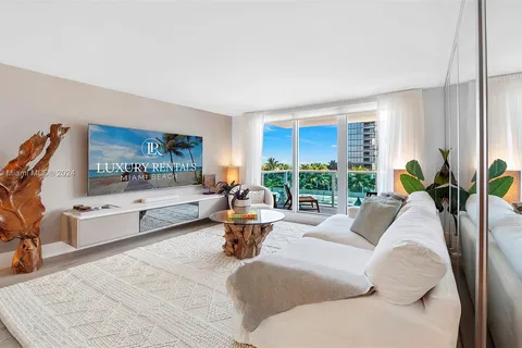 2301 Collins Ave # 407, Miami Beach FL 33139