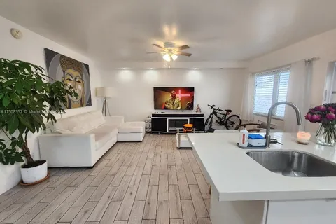 932 Euclid Ave # 7, Miami Beach FL 33139