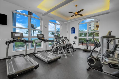 2080 S Ocean Dr # 104, Hallandale Beach FL 33009