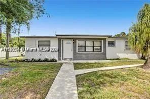 16131 SW 300th St, Homestead FL 33033