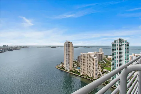 325 S Biscayne Blvd # 26, Miami FL 33131