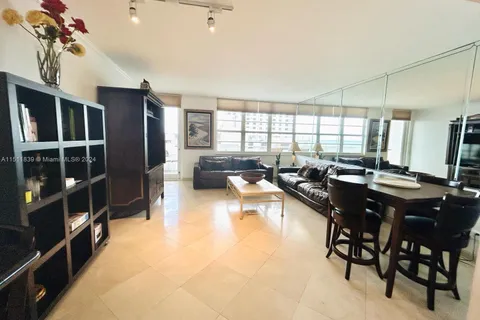 100 Lincoln Rd # 1034, Miami Beach FL 33139