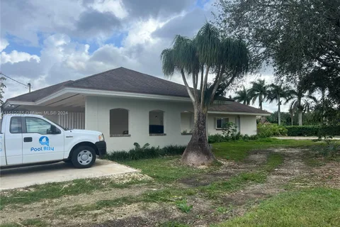 24301 SW 192nd Ave, Homestead FL 33031