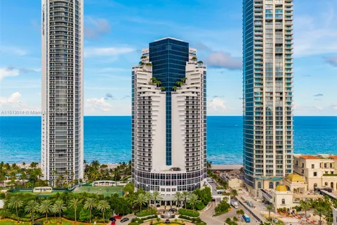 18001 Collins Ave # 1618, Sunny Isles Beach FL 33160