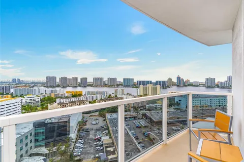 18001 Collins Ave # 1618, Sunny Isles Beach FL 33160