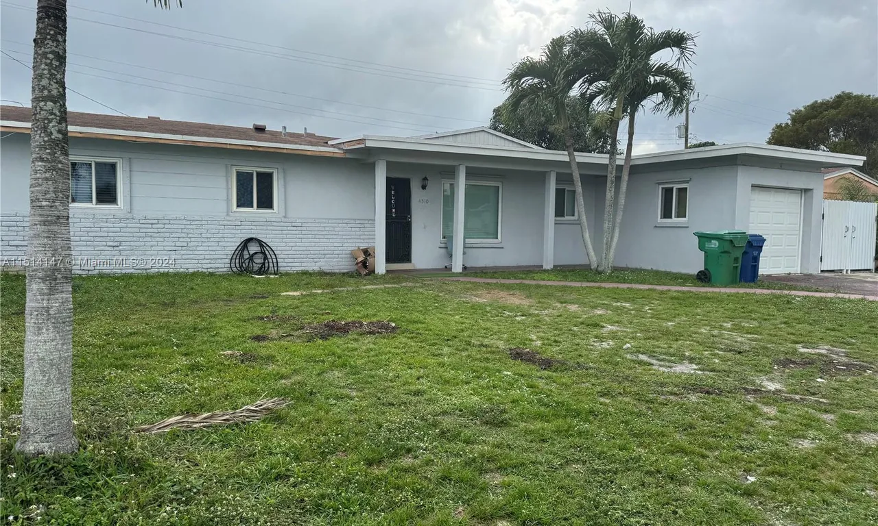 4510 NW 168th Ter, Miami Gardens FL 33055