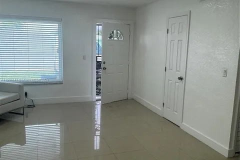 4510 NW 168th Ter, Miami Gardens FL 33055