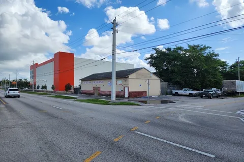 23095 S Dixie Hwy, Miami FL 33170