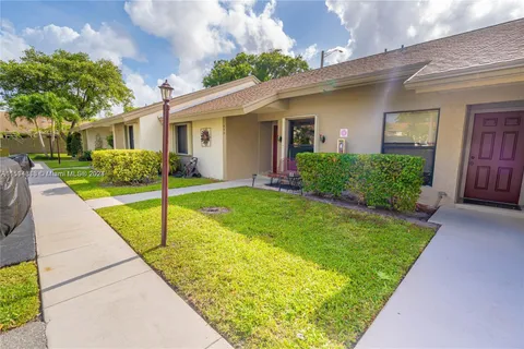 3078 S Oakland Forest Dr # 604, Oakland Park FL 33309