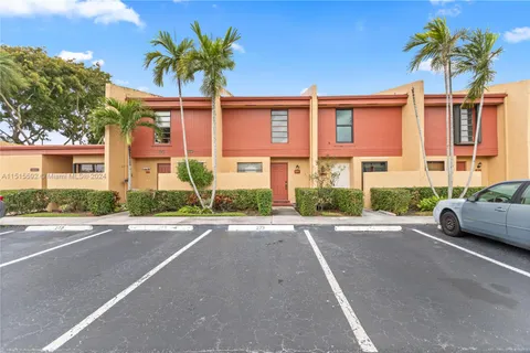 1368 NW 97th Ter # 273, Pembroke Pines FL 33024