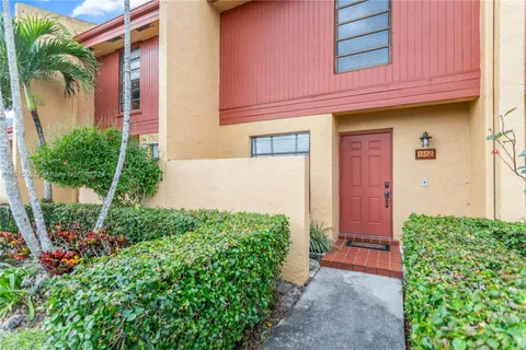 1368 NW 97th Ter # 273, Pembroke Pines FL 33024