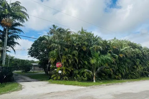 15490 SW 209th Ave, Miami FL 33187