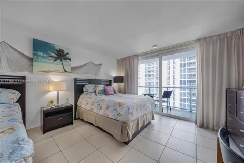 19201 N Collins Ave # 1117, Sunny Isles Beach FL 33160