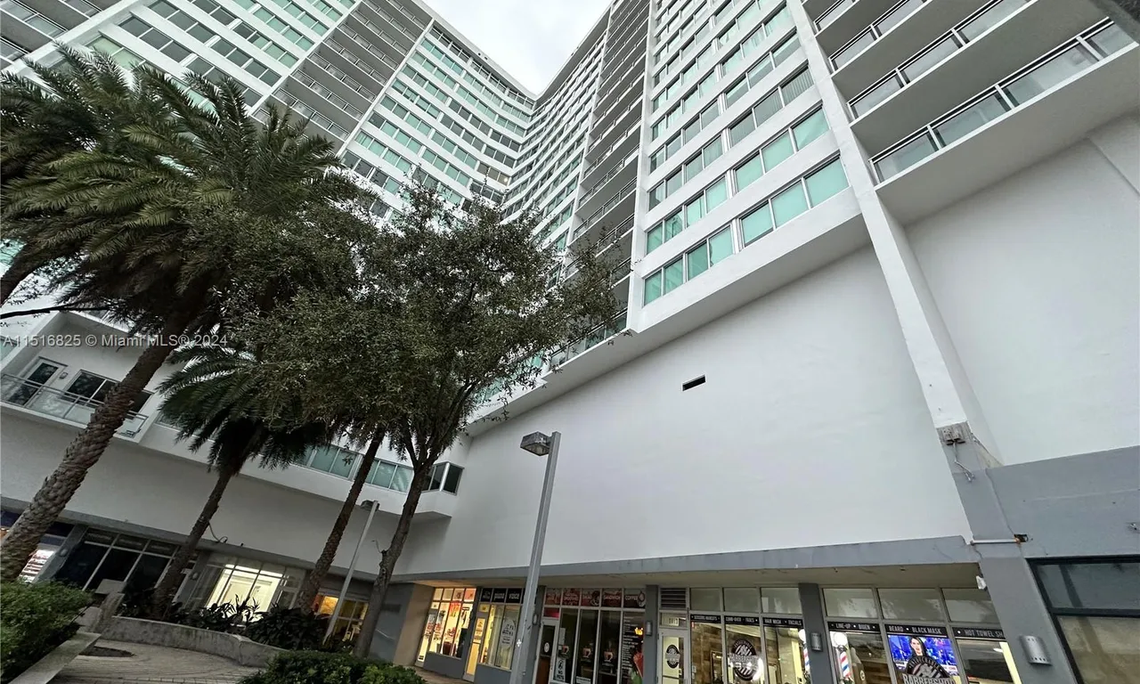 7135 Collins Ave # 1721, Miami Beach FL 33141