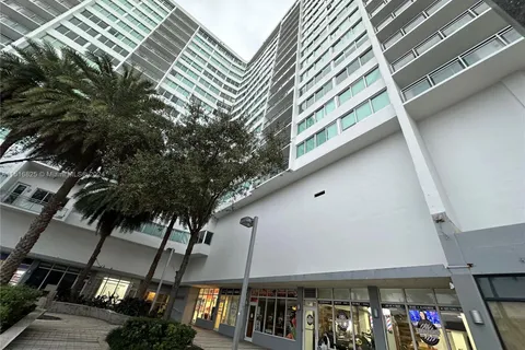 7135 Collins Ave # 1721, Miami Beach FL 33141