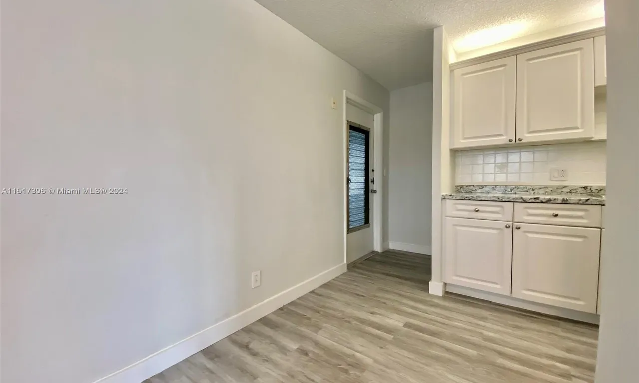 22 SE 3rd Ter # 38, Dania Beach FL 33004