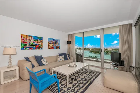 5161 Collins Ave # 1207, Miami Beach FL 33140