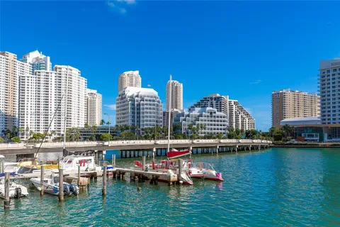 905 Brickell Bay Dr # 2028, Miami FL 33131