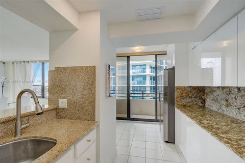 3505 S Ocean Dr # 905, Hollywood FL 33019