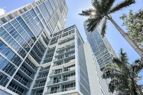 475 Brickell Ave # 2907, Miami FL 33131